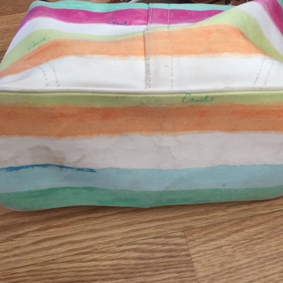 Coach multi colored hobo bag - Picture 3 of 4